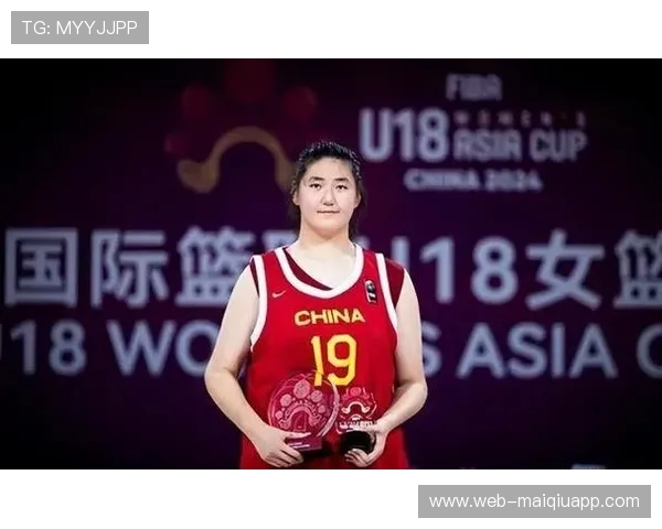 杨毅力荐张子宇留国内：WNBA 高强度或重蹈姚明覆辙